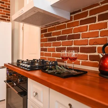 Gingerbread. Central Studio Near Sanador Hospital Βουκουρέστι